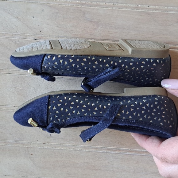 Dora The Explorer Infant Gold Navy Cap Toe Cut Out Detail Ballerina Flats - Picture 5 of 10